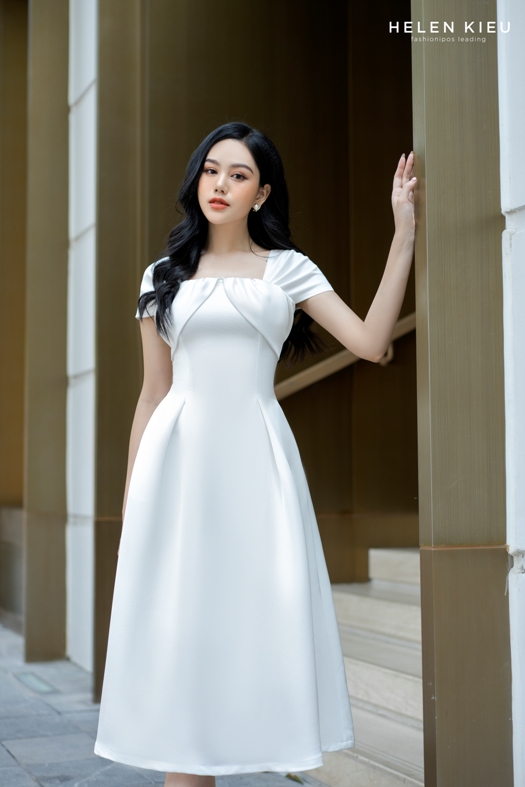 Đầm trắng lụa